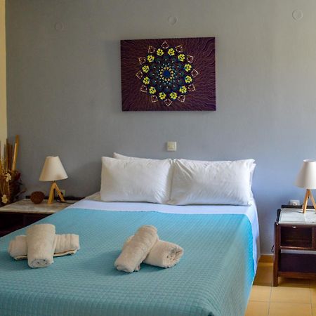 Manto On The Beach Apartments Barbati Esterno foto