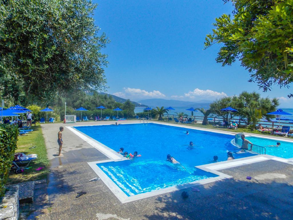 Manto On The Beach Apartments Barbati Esterno foto