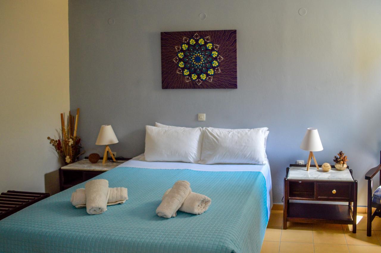 Manto On The Beach Apartments Barbati Esterno foto