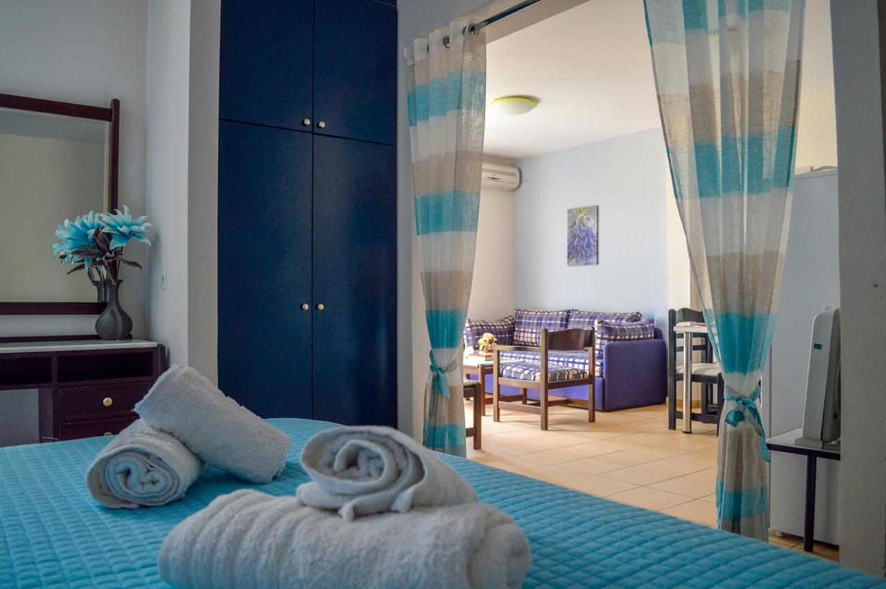 Manto On The Beach Apartments Barbati Esterno foto
